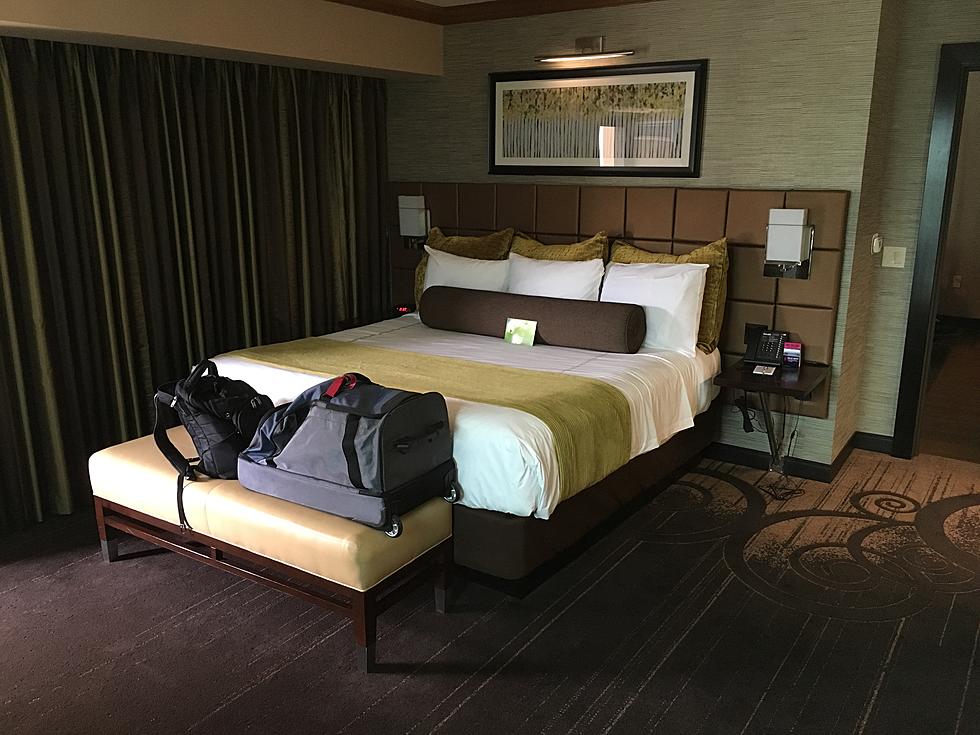The Biggest Hotel Room I’ve Ever Stayed In – Take a Tour [VIDEO]