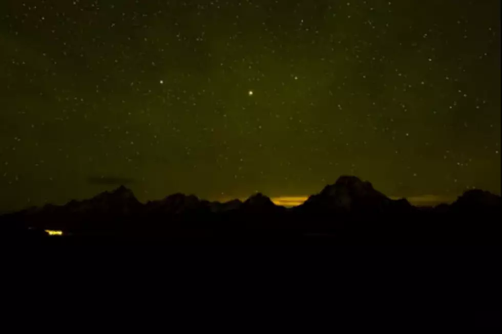Amazing Time-Lapse of Night Sky above Grand Tetons [VIDEO]