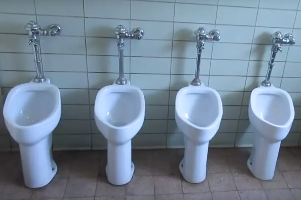 YouTube Channel Documents ‘Vintage’ Toilets Across Wyoming