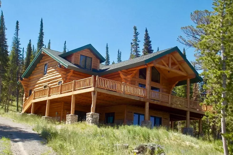 This Epic Dubois, Wyoming Log Cabin Has a Staircase to Die For