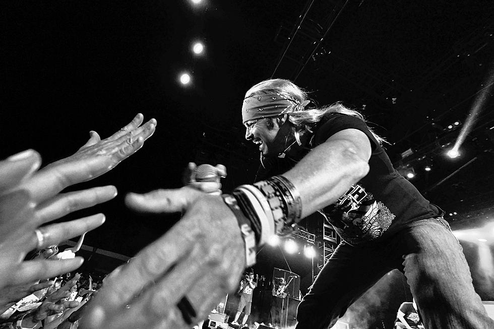 Bret Michaels Tells How His Dad Inspired His Hometown Heroes Tour