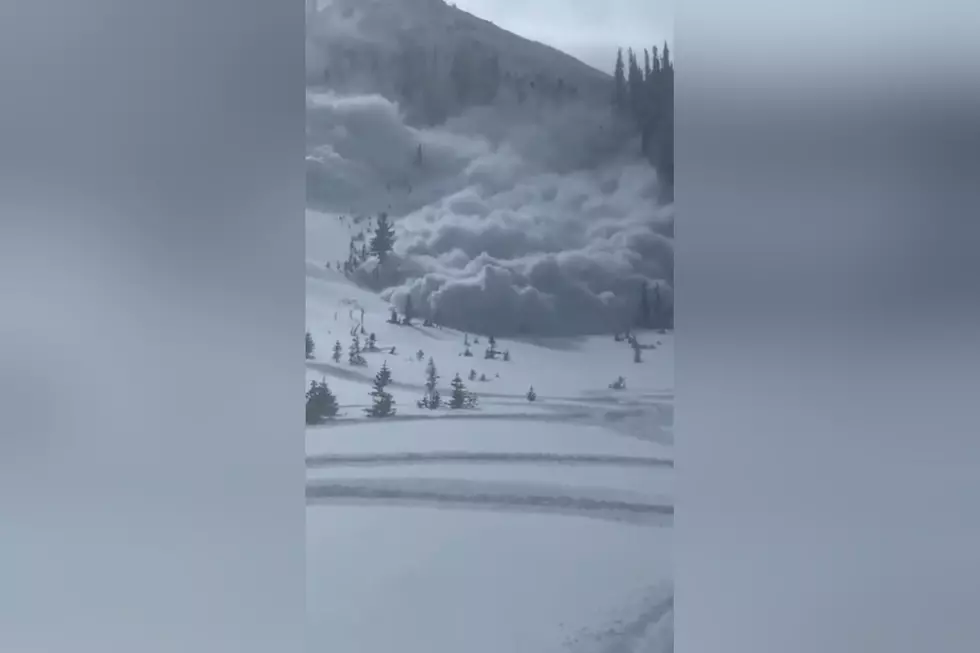 Utah Snowmobilers Buried in Avalanche in Uinta Mountains