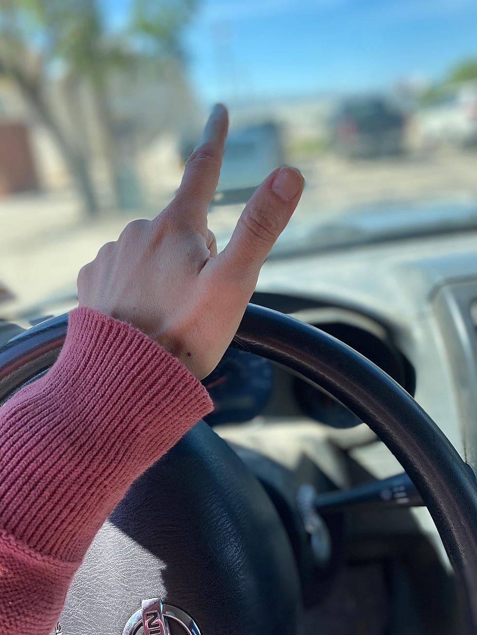 What's The Right Way To Wave In Wyoming While Driving?