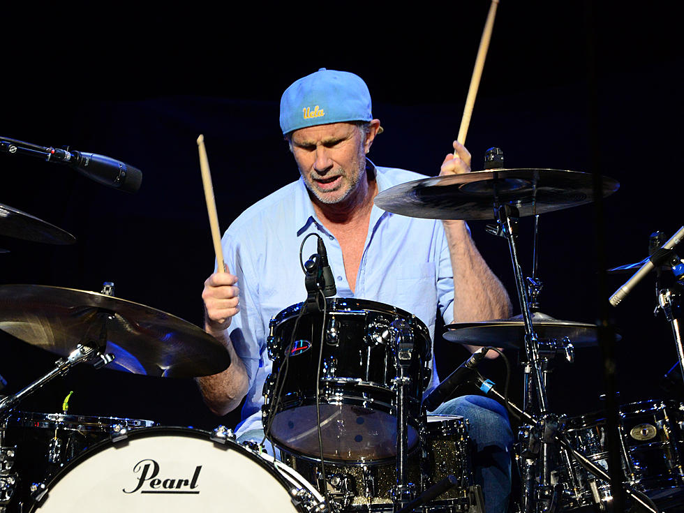 Chad Smith Says Chili Peppers Working on a ‘Changeup’