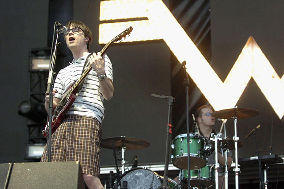 Weezer’s Long-Lost ‘Songs from the Black Hole’ Space Opera Recreated by Fans