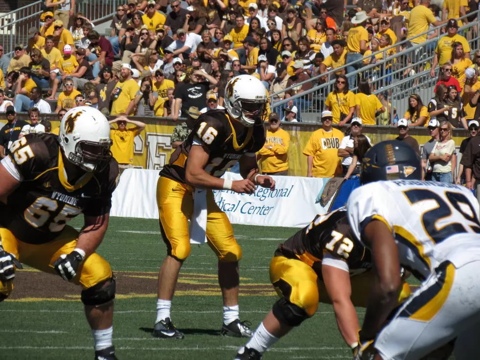 Brett Smith Return Sparks Wyoming Cowboys to First Win, 40-37 in OT