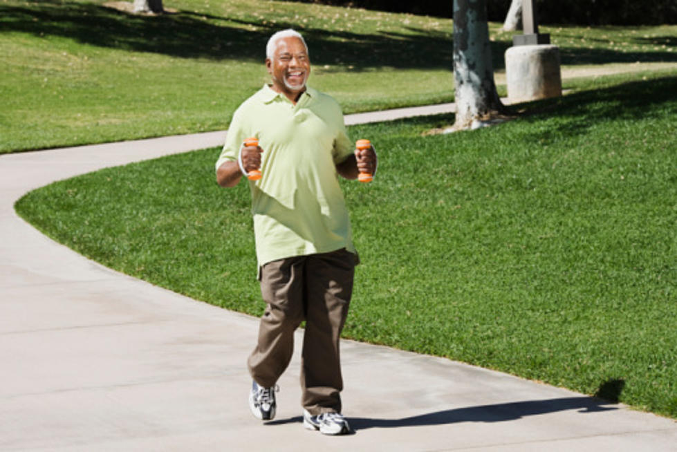 Your Walking Speed and Grip Strength May Predict Stroke, Dementia Risks
