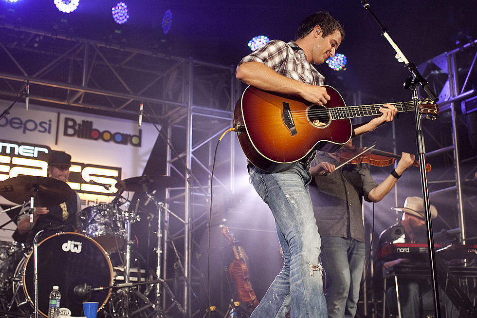 Easton Corbin Ready to Fire Up Wyoming Campus [AUDIO]