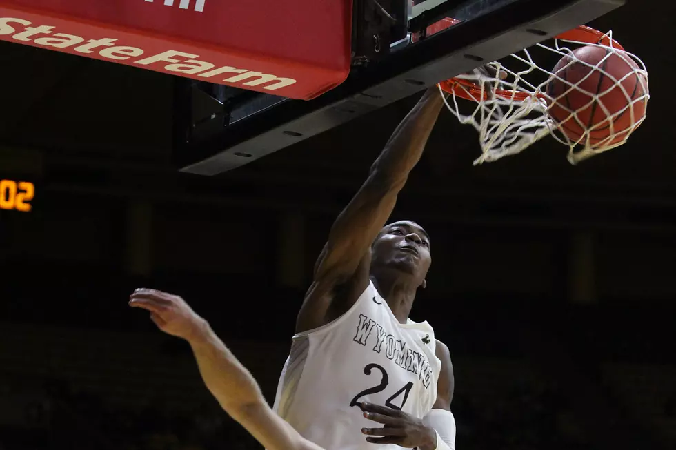 Wyoming Makes Edwards' Debut a Successful One [VIDEOS]