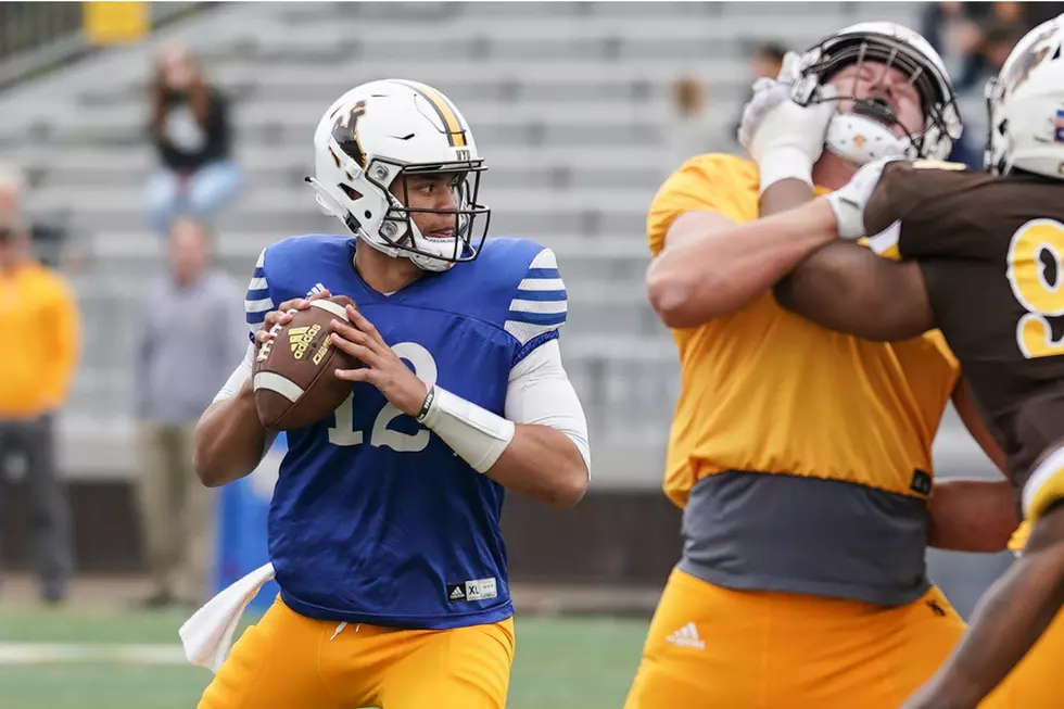 Gold Beats Brown, 14-9, in Wyoming Football Spring Game