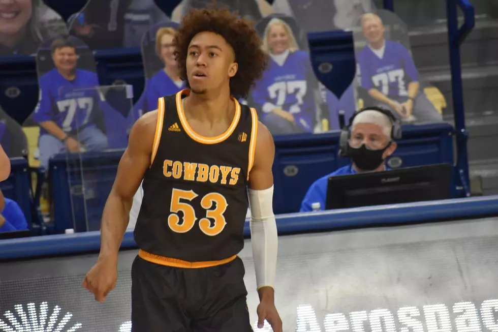 Hot-Shooting Helps Wyoming Stop a Four-Game Skid