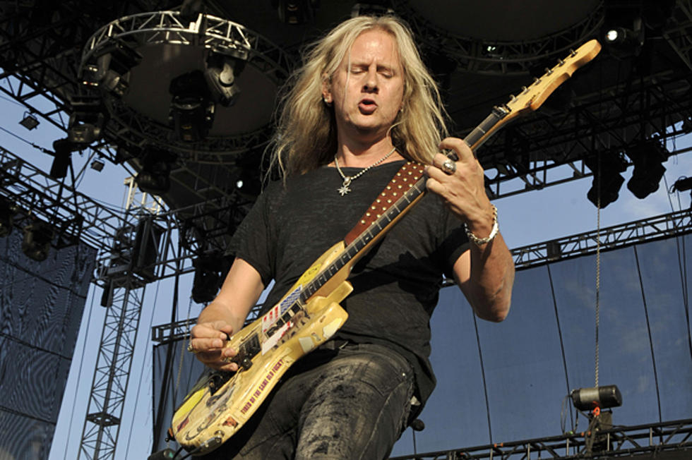 Alice In Chains&#8217; Jerry Cantrell Honored &#8212; Angel&#8217;s Rock Report [AUDIO]