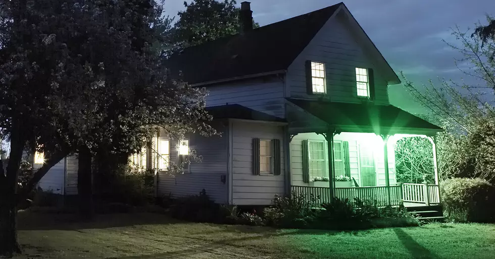 What Do the Green Lights on Porches in Montana Mean?