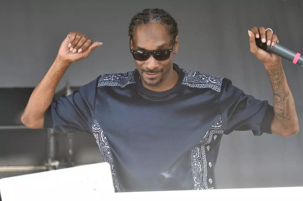 Snoop Dogg Repping Griz Gear for His Birthday