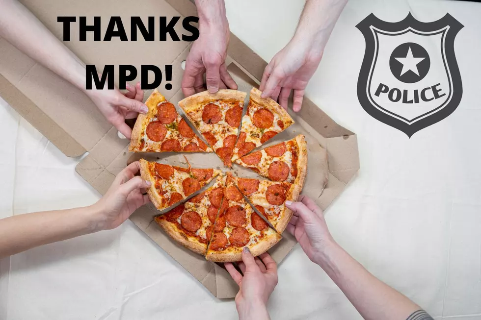 South Hills Neighborhood Say Thanks to Police and SWAT with Pizza