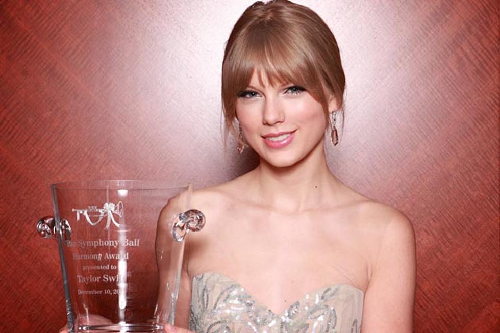 Taylor Swift Attends Annual Nashville Symphony Ball