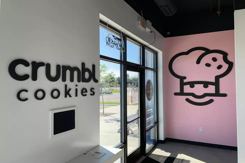 Crumbl Opens Tonight, Free Cookies Friday
