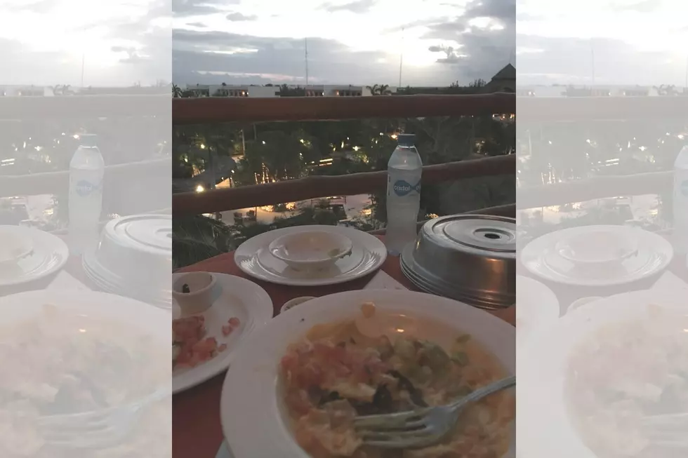 Room Service Please: The Farmer Dines Alone in Mexico
