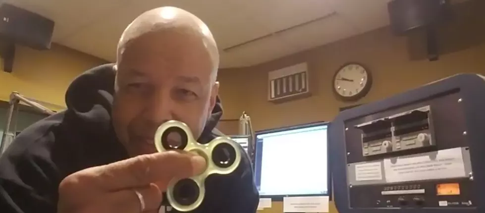 WBLK&#8217;s Todd Anderson Claims Unofficial Fidget Spinner World Record?