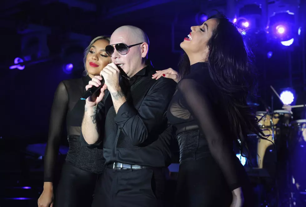 Watch Pitbull Set The Stage On Fire Performing In Niagara Falls