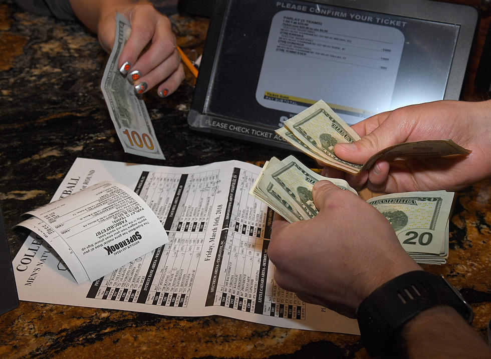 Breaking News: The Supreme Rules In Favor of Sports Betting  