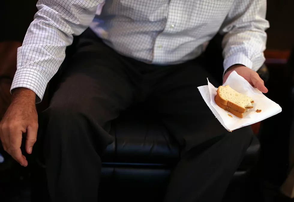 Officer Suspended for Giving Homeless Man a Feces Sandwich