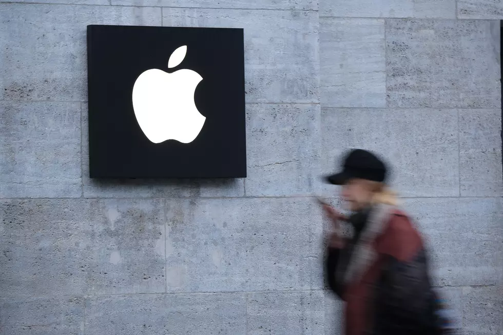 A New York Student Sues Apple For $1 Billion After Facial Recognition Got Him Arrested 😳