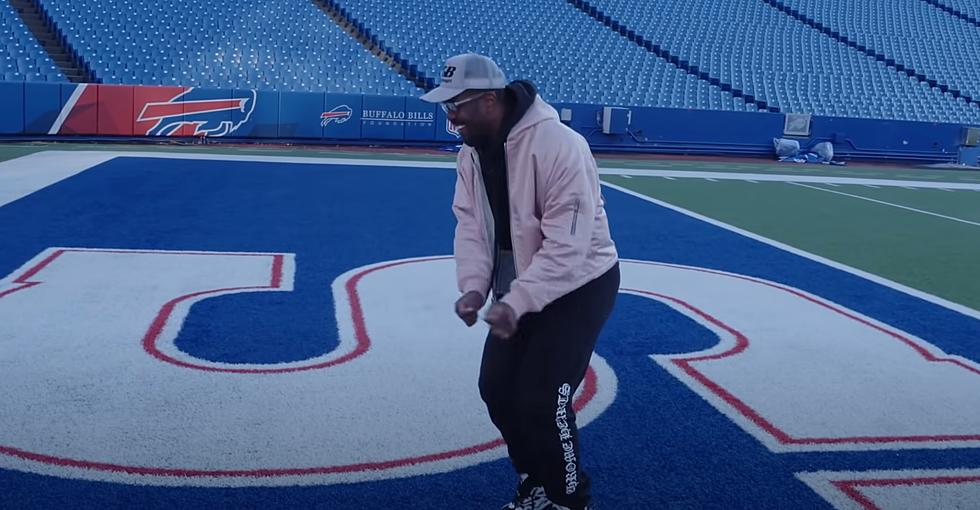 Check Out Von Miller’s First 24 Hours in Buffalo as a Bill