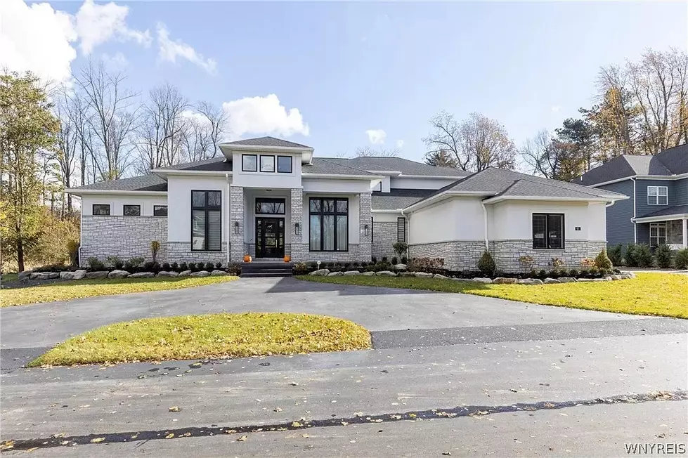 [PHOTOS] Check Out This $2.5 Million House For Sale In Buffalo NY