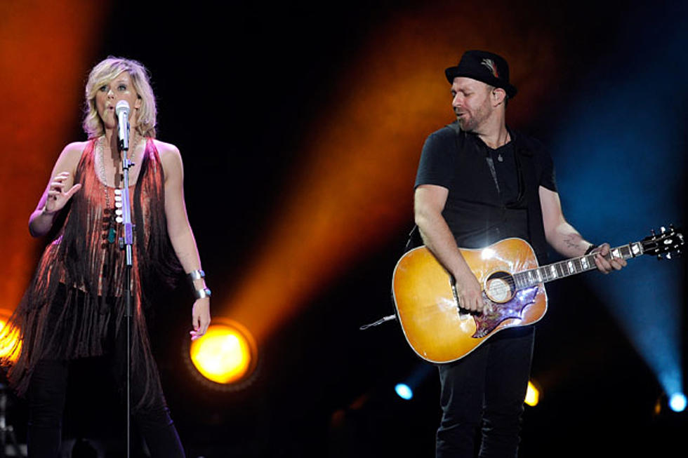 Sugarland to Honor Stage Collapse Victims During Tonight’s Return to Indiana