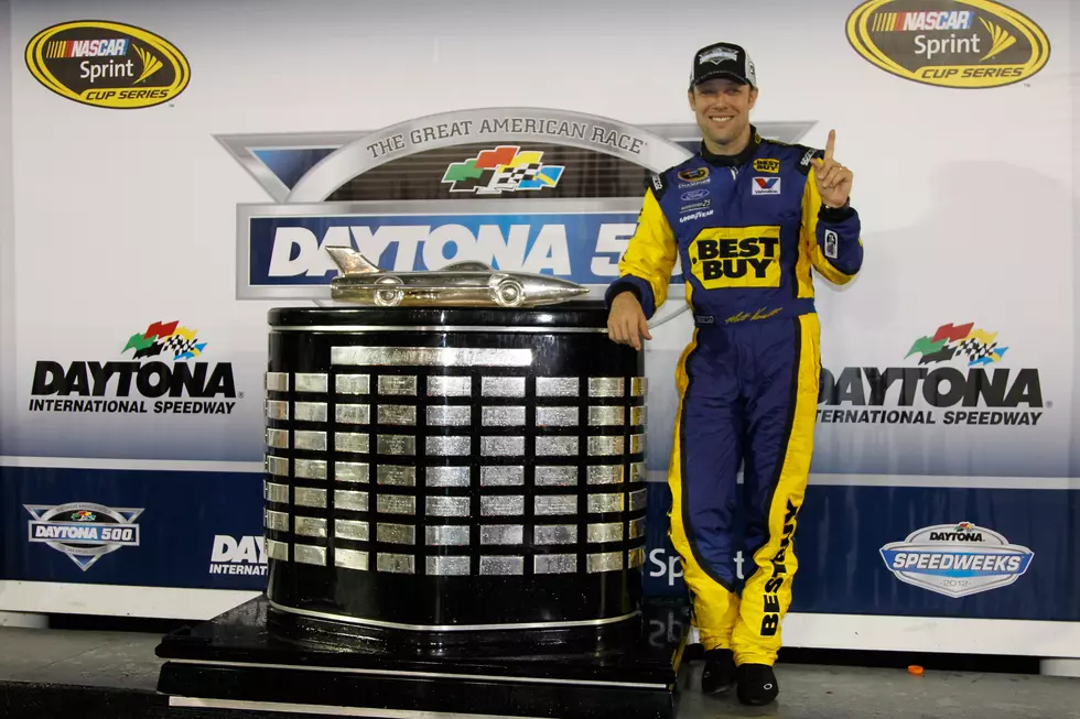 Matt Kenseth Wins Daytona 500 [VIDEO]