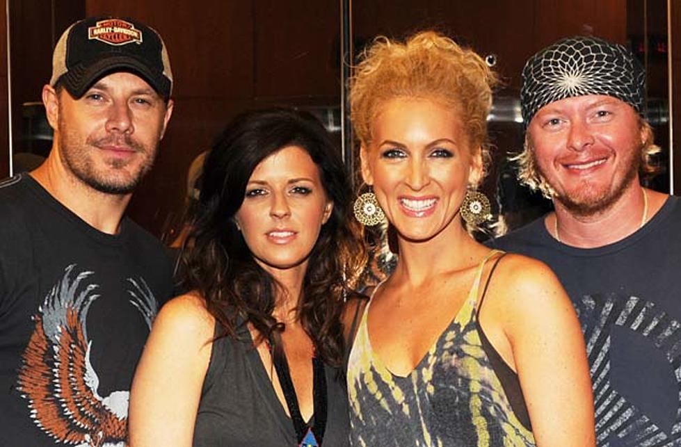 Little Big Town Perform ‘Here’s Hope’ at 2012 ACM Awards