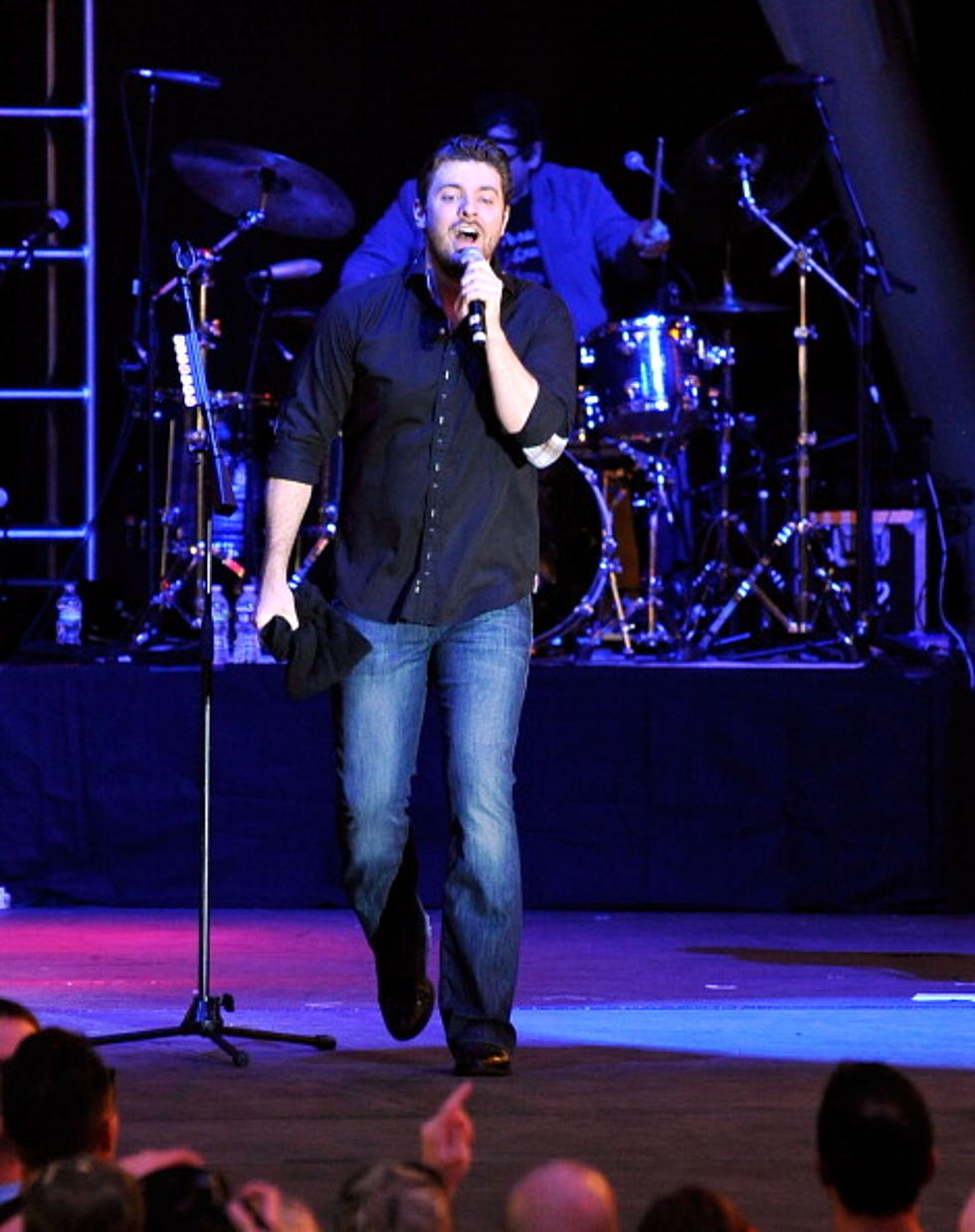 Chris Young Injured In Knife Accident