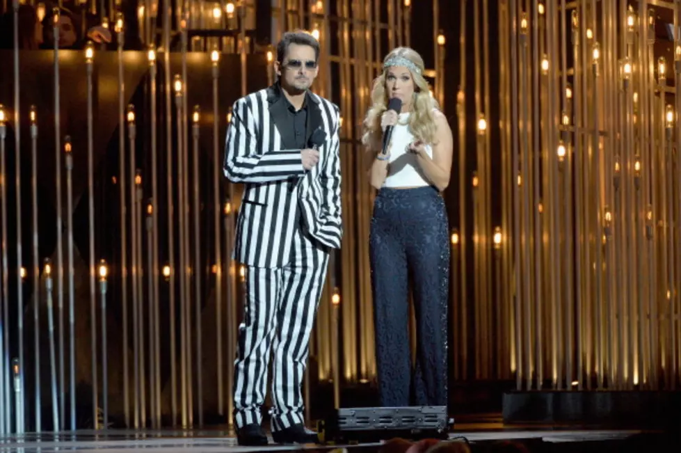 Carrie Underwood, Brad Paisley Take on Ebola, Taylor Swift, the President and Renee Zellweger in 2014 CMAs Monologue