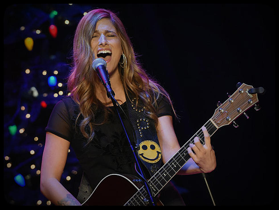 ‘Catch of the  Day’ – Cassadee Pope – “Summer” [VIDEO]
