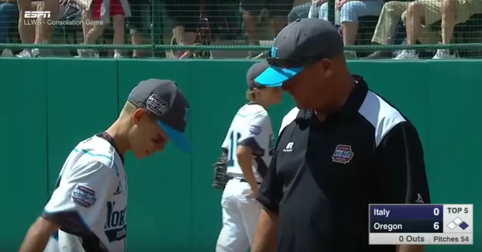 Coach Visits The Mound With Important Message [VIDEO]
