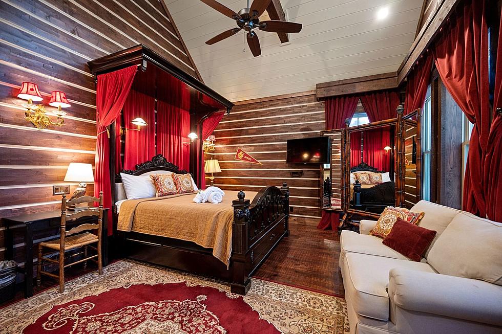 Travel to Hogwarts at this ‘Harry Potter’ Themed Cabin in Broken Bow, Oklahoma
