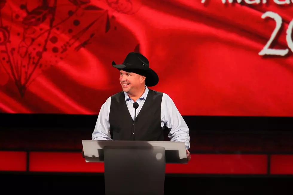 Garth Brooks joins Country Music Hall of Fame