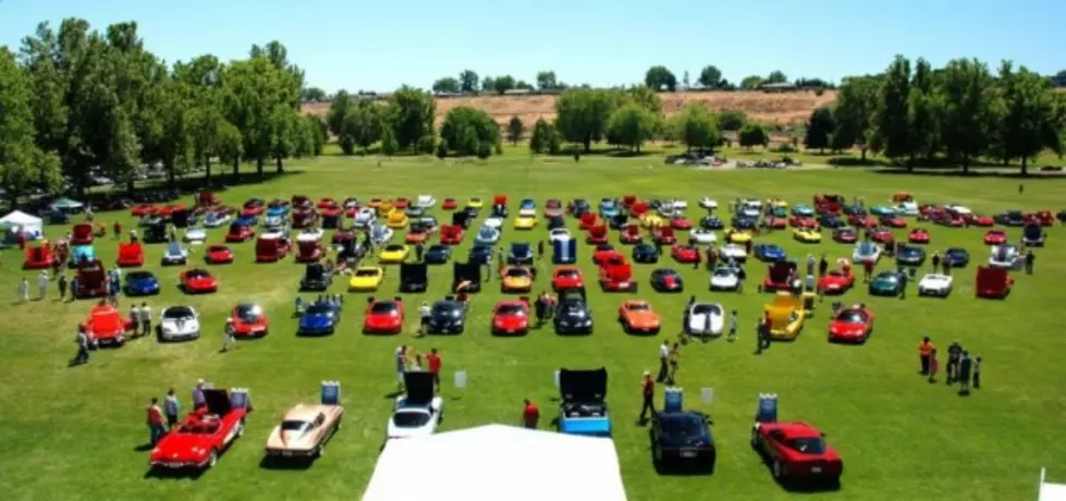Corvettes On The Columbia Online Car Show Contest