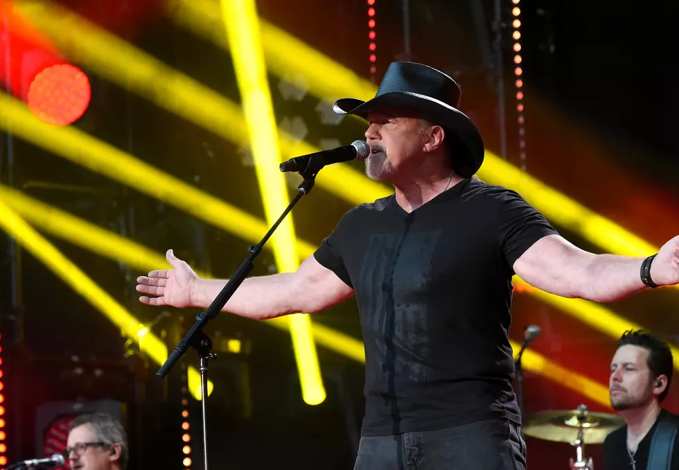 &#8216;Ladies Love Country Boys&#8217;! Win Front-Row Tickets to Trace Adkins at the Fair