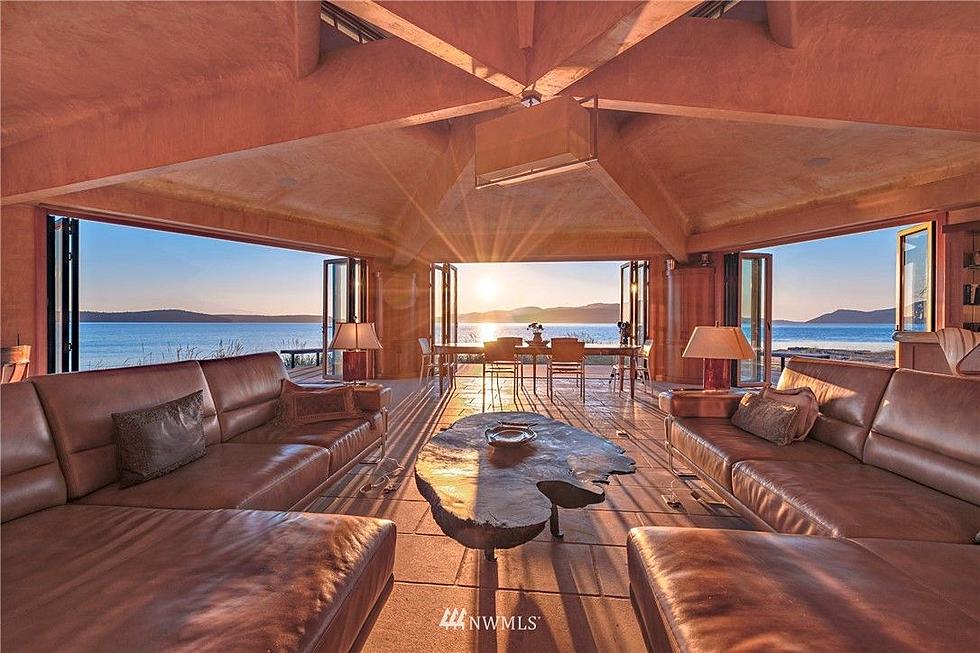 This One-Of-A-Kind Island Estate in Washington is Breathtakingly Beautiful