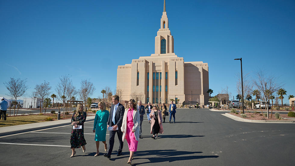Open House Tours Begin for the Completed Red Cliffs Temple
