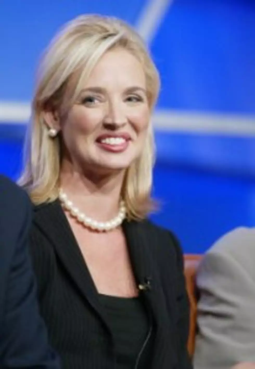 Laurie Dhue, Former Fox News Anchor, To Speak at Symposium Banquet. Exclusive Interview On The Buzz!