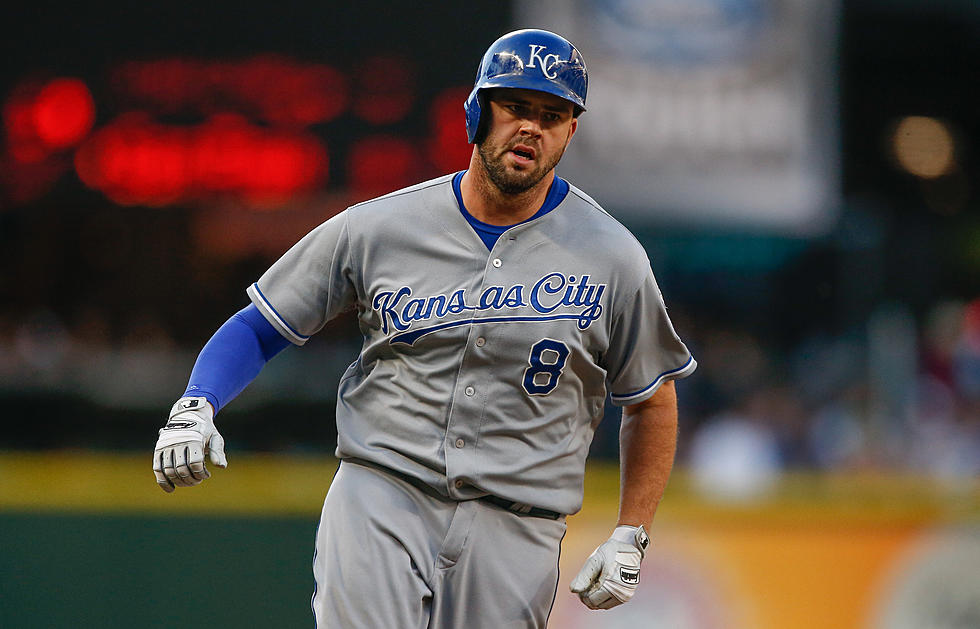 Moustakas, Infante Leads Royals Past Mariners 8-2