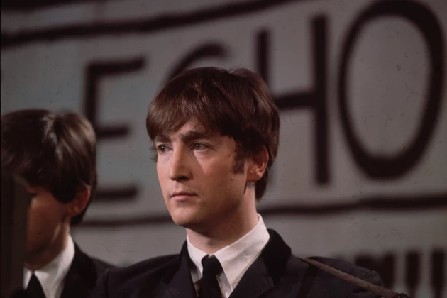 John Lennon&#8217;s Guitar Sells for $2.4 Million at Auction