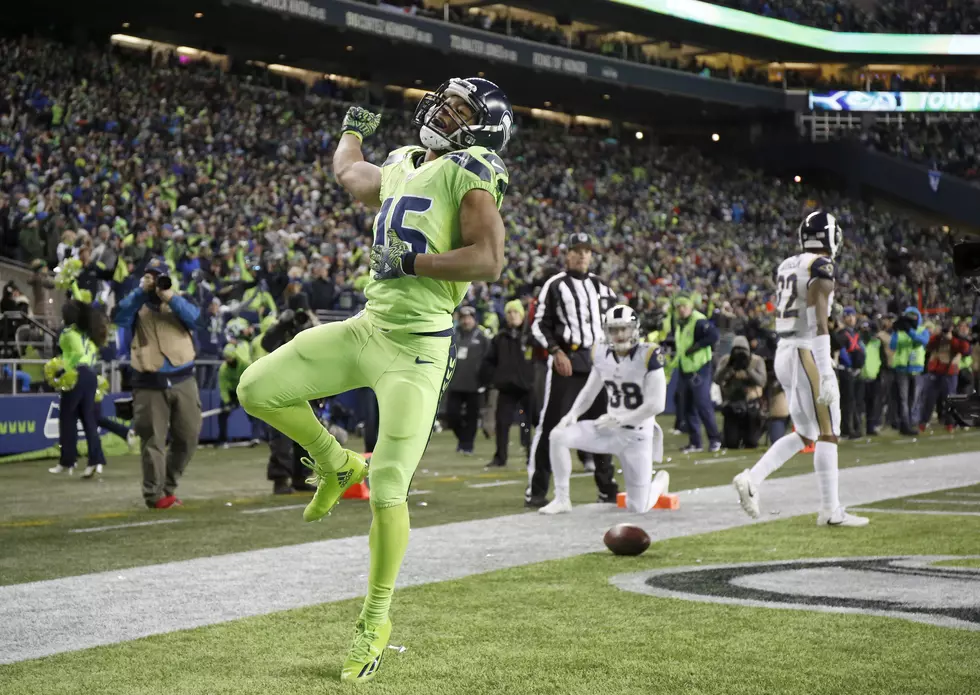 Seahawks Take NFC West Title With 24-3 Win Over Rams
