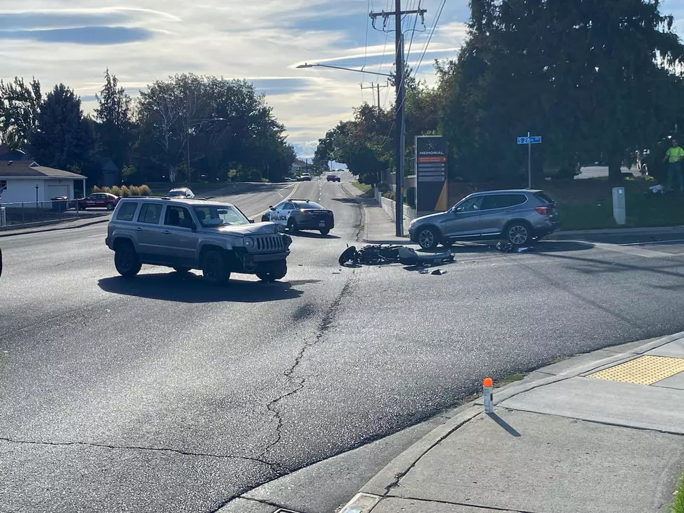 Motorcycle Rider Hospitalized in Seattle After Crash