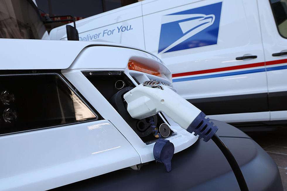 Washington State’s EV’s Get a Boost & Ford to Keep AM Radio