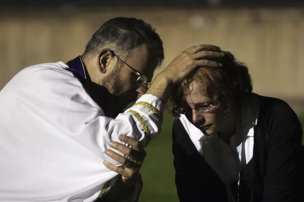 With a Looming Deadline Washington Law Threatens Priests’ With Jail Time