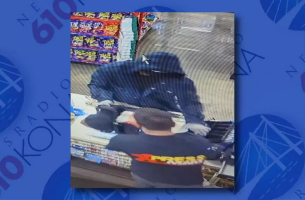 Suspect wanted for armed robbery in Pasco